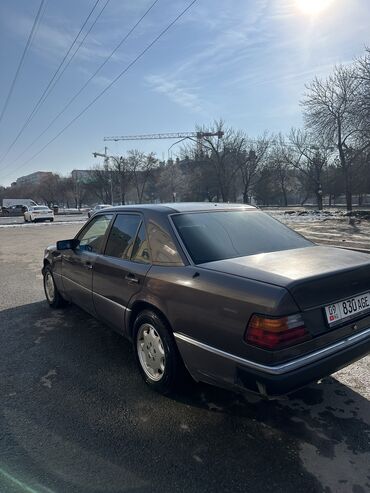 Mercedes-Benz: Mercedes-Benz E-Class: 1991 г., 2.3 л, Автомат, Газ, Седан