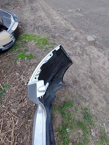 pezo 1: BRANIK SIVI ZA HYUNDAI TUCSON | Branik sa ostecenjem koje se vidi — 4