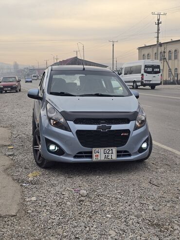 Chevrolet: Chevrolet Spark: 2011 г., 1 л, Механика, Газ, Хэтчбэк — 2