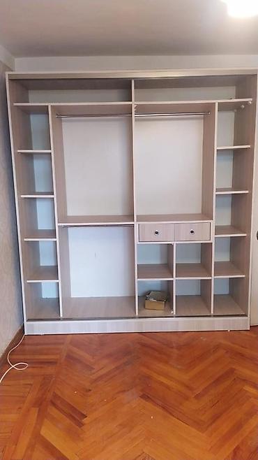 2el dolablar: Güzgülü dolab. Əla vəziyyətdədir. Hal-hazırda sökülüb Babəkdə — 2