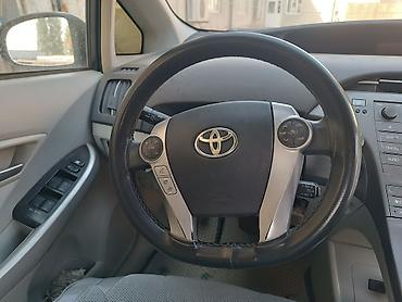 bruce 2r: Toyota Prius: 2012 г., Гибрид, Хэтчбэк — 6