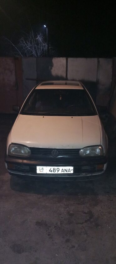 2 4 gdi: Volkswagen Golf: 1993 г., 1.4 л, Механика, Бензин, Хэтчбэк