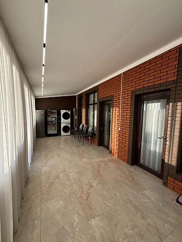 Продажа домов: 6 комнат, 370 м², 4 соток, Бишкек, Риэлтор — 9