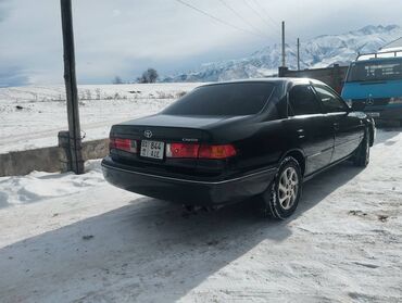 Toyota: Toyota Camry: 2002 г., 2.2 л, Автомат, Бензин, Седан