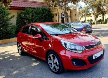 Kia: Kia Rio hatchback – parlaq qırmızı rəngli, kompakt və şəhər üçün ideal — 6