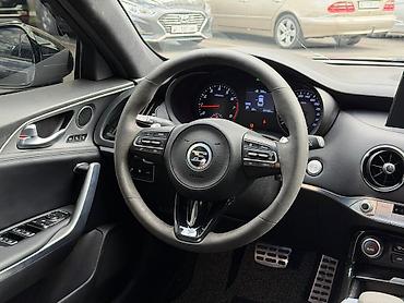 95: Kia Stinger: 2019 г., Автомат, Бензин, Седан — 8