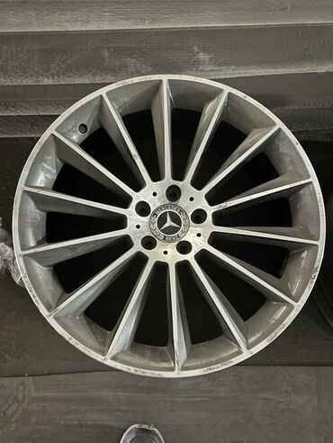 1 диск: Диски комплект Mercedes-Benz
222