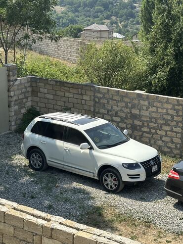 Volkswagen Touareg: 3.2 l | Ofrouder/SUV