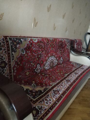 oturma otağı mebelləri: Divan, İşlənmiş, Açılan, Bazalı, Çatdırılma yoxdur