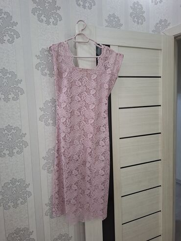 Gündəlik donlar: Qadın donları dəsti 1) Qara ziyafət donu - Bədənə oturan kəsim, midi — 2