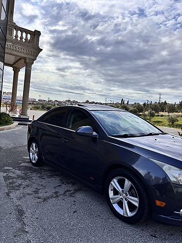audi a8: Chevrolet Cruze: 1.4 l | 2012 il 270000 km Sedan — 5