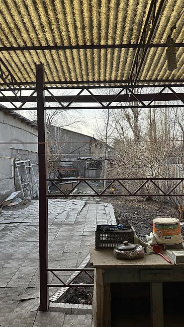 Продажа полдома: Продаётся уютный полдома в районе Ибраимова/Куренкеева (рядом ЦОН, ТЦ — 3