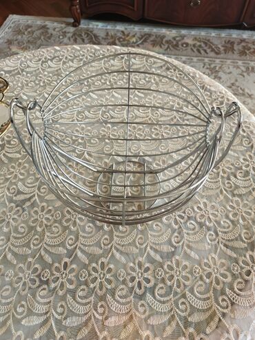 Mətbəx aksesuarları: Metal meyvə-səbət qabı - Material: parlaq xrom örtüklü metal tel -