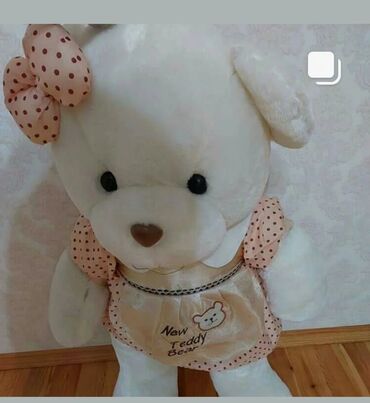 Oyuncaqlar: 1 ci böyuk boy mıska 30.azn.dir.2 ci dekorativ iki eded ördek.yep — 2