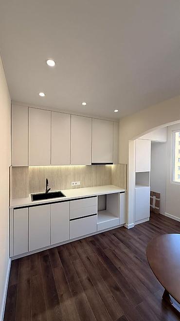 2 комнаты, 67 м², ул. Горького / Алматинка 106 серия, 5 этаж, Евроремонт
