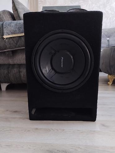 maşın kalonkalar: Avtomobil audio dəsti.1 Həftə maşının üstündə olub, çox az istifadə — 3
