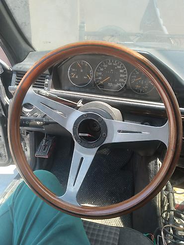 mercedes руль: Обычный, Mercedes-Benz, W124 1995 г., Дерево, Б/у, Самовывоз — 1