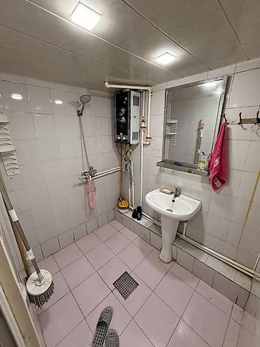 bayilda heyet evi: İcarəyə verilir 2 otaqlı köhnə tikili 60 m², Həzi Aslanov m. 600 — 8