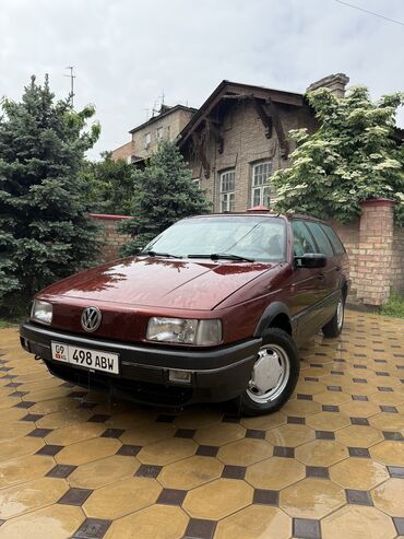 автомобиль 300000: Volkswagen Passat: 1991 г., 2 л, Механика, Бензин, Универсал