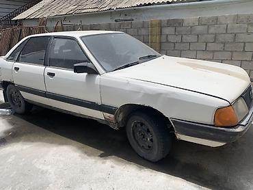 vip razbor: Audi 100: 1986 г., 1.8 л, Механика, Бензин, Седан — 3