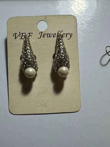 Sırğalar: Mağaza bağlandığı üçün 10% endirim mövcuddur — 2