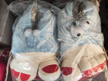 Papuče: Kucne patofne. Vise boja. Jedan dezen. Velicine su uradjene na — 10