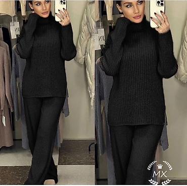 jakna s cizme potupno o: Zenski komplet
S M L XL
2200din — 3