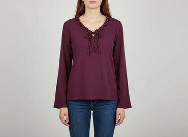 Women's Clothing: Women's blouse, size L