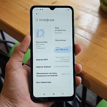 alcatel 1035d: Redmi 9A 32ГБ 🔹 Память: 2/32 ГБ 🖥️ Экран: IPS LCD, 6.53" ⚙️ — 3