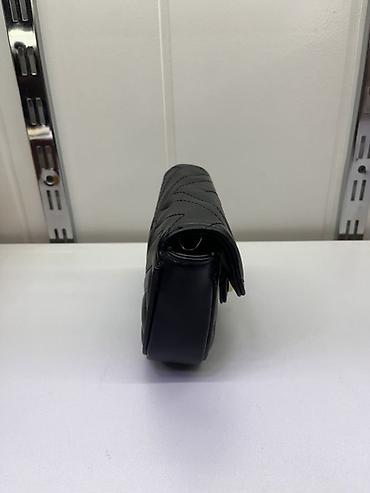 garmin instinct 3: Мини-сумка на плечо/кросс-боди с клапаном и крупной металлической — 4