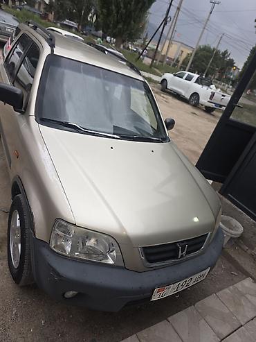 Honda CR-V: 1999 г., 2 л, Автомат, Бензин, Кроссовер lalafo.kg да Honda CR-V: 1999 г., 2 л, Автомат, Бензин, Кроссовер