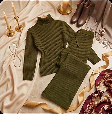 Kompleti: ✨Cena 2200 ✅Velicine: S M L XL 2XL 3XL ✅Materijal: trikotaza — 2