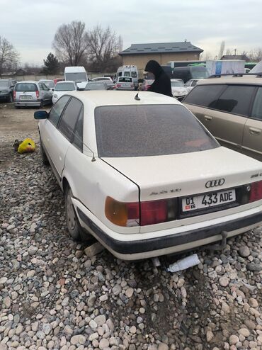 продаю авто в аварийном состоянии: Audi S4: 1992 г., 2.3 л, Механика, Бензин, Седан