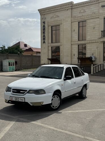 Daewoo: Daewoo Nexia: 2010 г., 1.5 л, Механика, Бензин, Седан