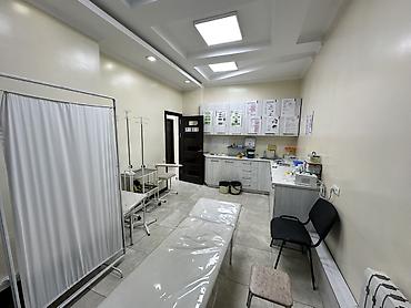 Коммерческая недвижимость: Сдаю Офис целиком: 178 м², В административном здании, С ремонтом, С парковкой — 8