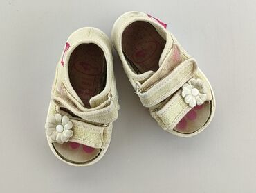 liu jo buty: Buciki niemowlęce, 19, stan - Dobry