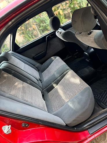 mini kuper: Toyota Carina E: 1992 г., 1.6 л, Механика, Бензин, Лифтбек — 10