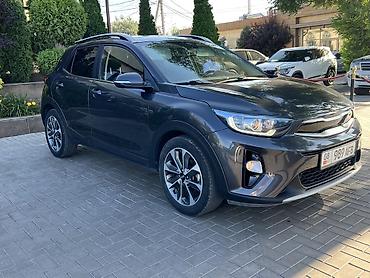 spark 1: Kia Stonic: 2018 г., 1.4 л, Автомат, Бензин, Кроссовер — 4