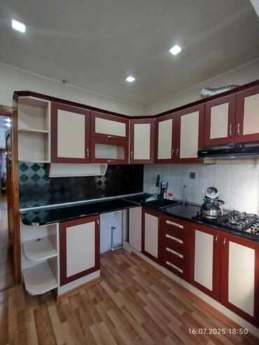 en son model metbex mebelleri: Metbex mebeli moyka daxil 220 azn. Olcusu 2x2 🏡 Xetai rayonu Nargile