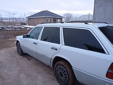 Mercedes-Benz: Mercedes-Benz W124: 1992 г., 2 л, Механика, Бензин, Универсал — 9