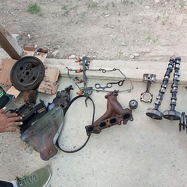 Другие детали для мотора: Автозапчасти от разборки двигателя (бензин, рядная «четвёрка») В — 22