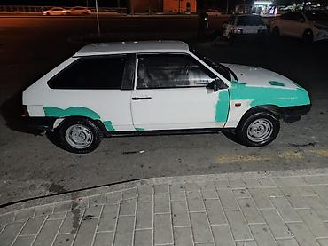 hetçbek: Vaz 2108 “Sputnik” – 3 qapılı hetçbek Xüsusiyyətlər: - Kuzov: kompakt — 6