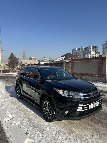 обмен на 570: Toyota Highlander: 2018 г., 3.5 л, Автомат, Бензин, Кроссовер