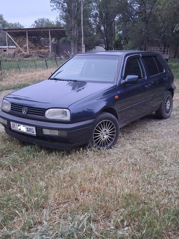 Продажа авто: Volkswagen Golf: 1993 г., 1.8 л, Механика, Бензин, Хэтчбэк
