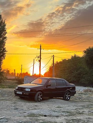 неки: Volkswagen Vento: 1993 г., 1.8 л, Газ, Седан — 1