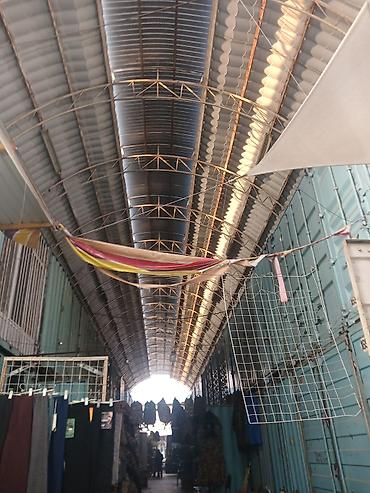 Другое для крыш: "Келечек базары көчүрүлүп жатканына байланыштуу, Чатырын сатууга — 9