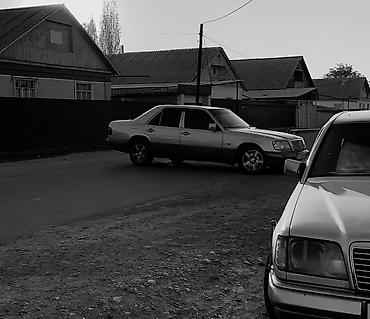 e34 4 4: Mercedes-Benz W124: 1993 г., 2.2 л, Механика, Бензин, Седан — 3