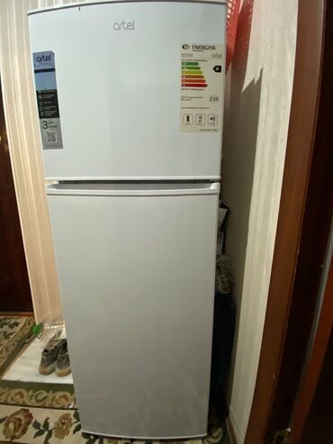 полевая кухня: Холодильник Artel, Б/у, Двухкамерный, No frost, 80 * 160 * 80