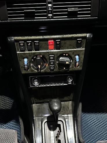 Mercedes-Benz: Mercedes-Benz E-Class: 1993 г., 3.2 л, Автомат, Бензин, Седан — 15