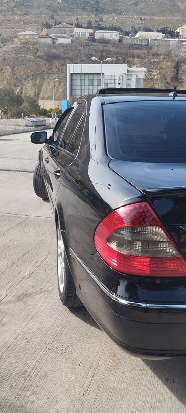 Mercedes-Benz: Mercedes-Benz E 220: 2.2 l | 2007 il Sedan -da lalafo.az — 29 Mercedes-Benz: Mercedes-Benz E 220: 2.2 l | 2007 il Sedan — 29